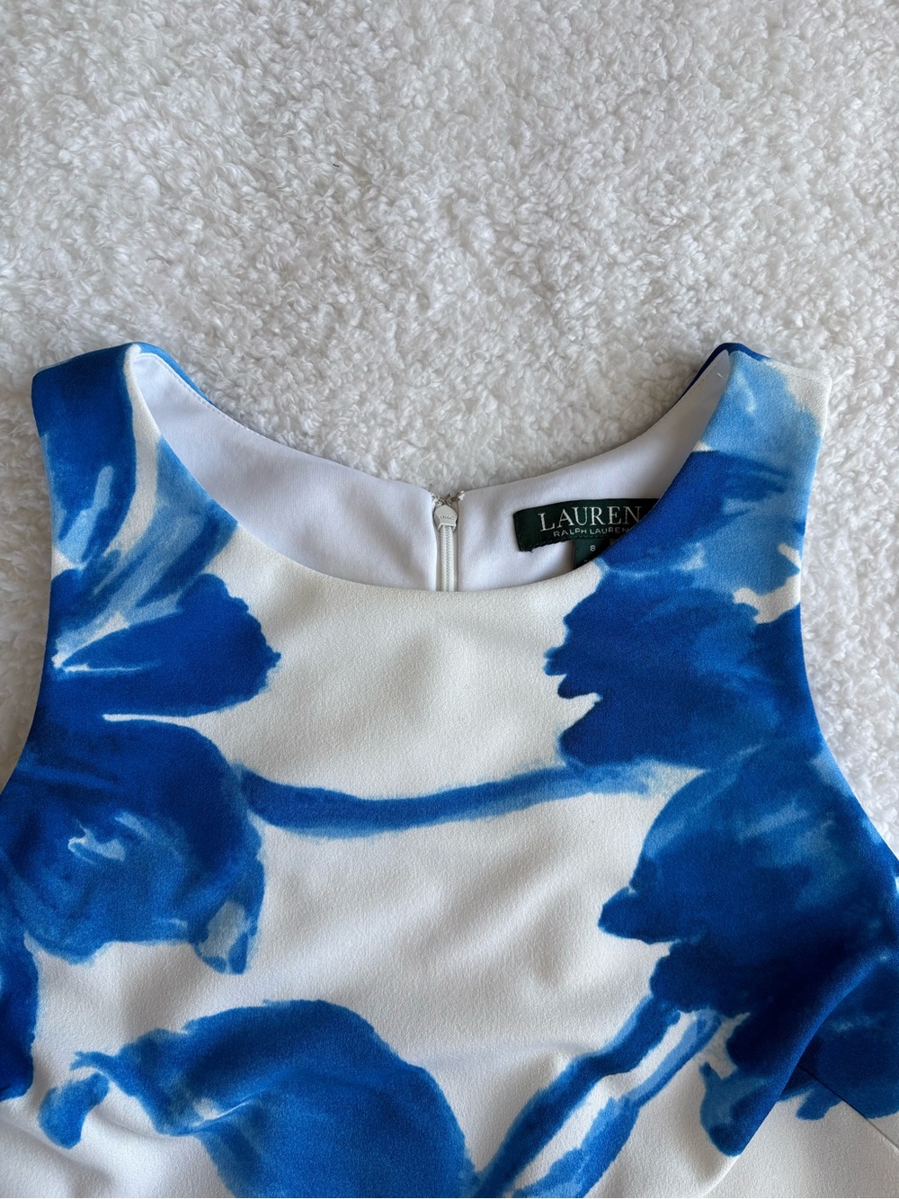Lauren Ralph Lauren Blue Watercolor Floral Crepe Shift Dress - Size 8 - Picture 10 of 17